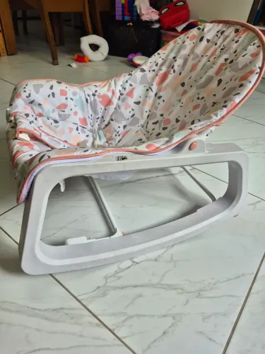 Cadeira de balanço para bebê