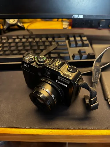 Canon G11