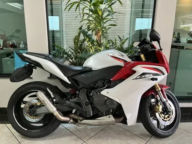 Honda cbr 600f 2013 esportiva