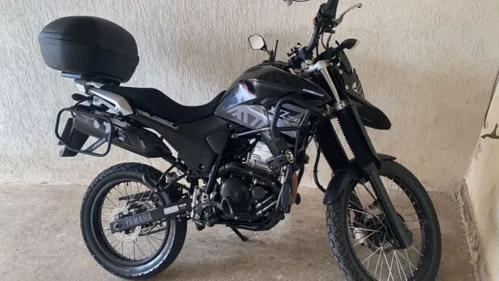 XTZ Lander 250c