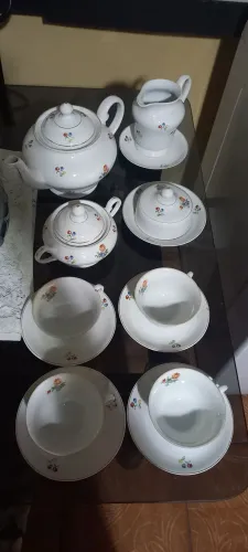 Conjunto de chá Vintage - porcelana Barão do Rio Branco - Década de 60, floral e delicado