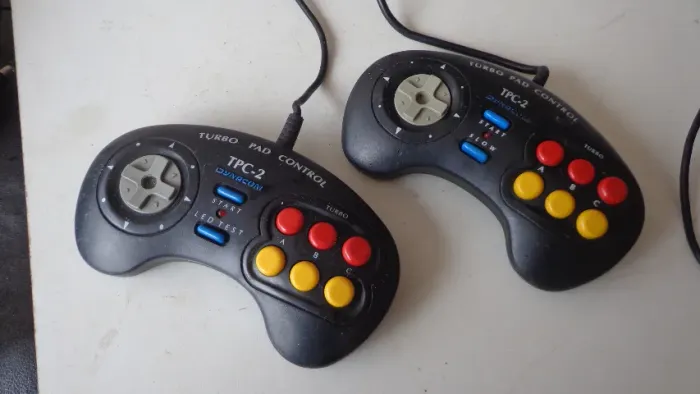 Par De Turbo Pad Controle Tpc-2 Compatível Com Megadrive (Usado)