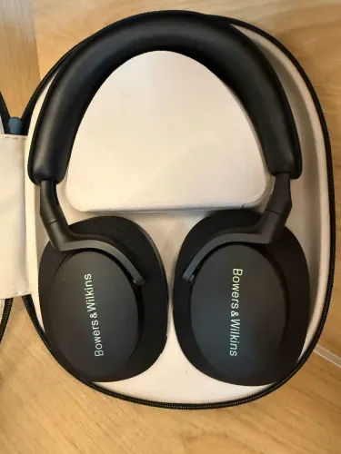 Fone de ouvido bowers & wilkins PX7