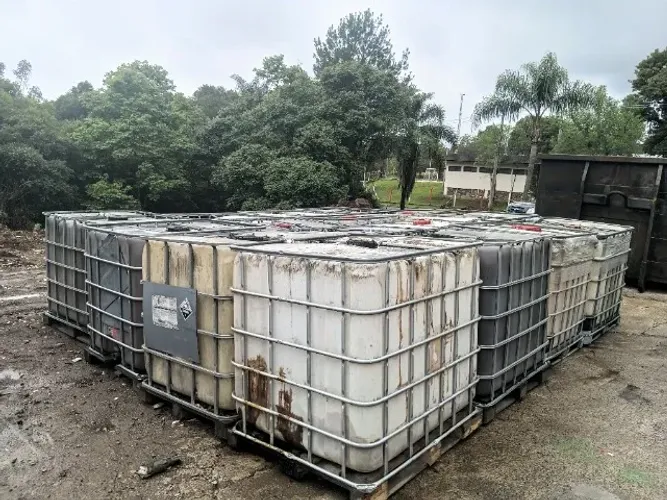 Vendo reservatório 