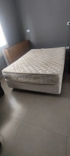 Cama box com colchão castor