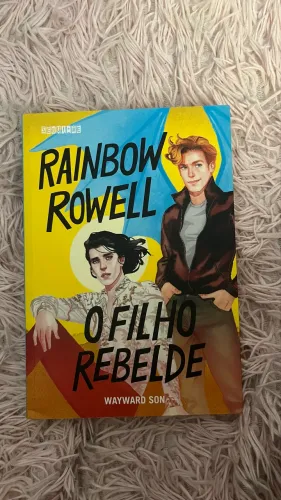 Livro-O filho rebelde (Carry On 2)