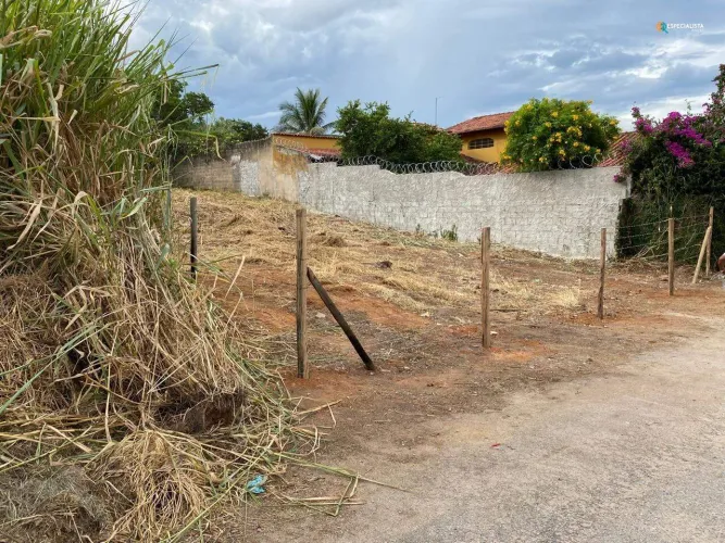 Lote a venda no Boa Esperança