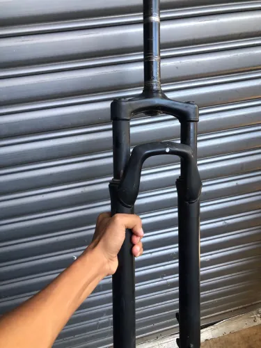 Vende se! Suspensão aro 29