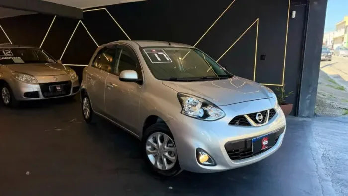 Nissan March SV 1.6 16V Flexstart 5P Mec. 2017