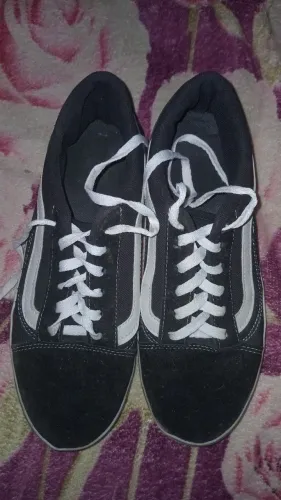 Vendo sapato Vans preto e branco