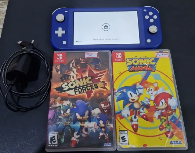 Nintendo Switch lite azul com jogos