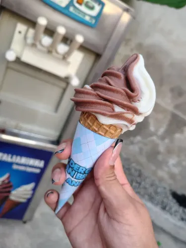 Máquina de sorvete italianinha express