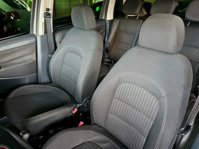 Fiat Idea Essence 1.6 Flex 16V 5P 2015