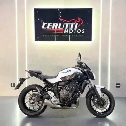 Yamaha MT 07 Abs 2018 - Apenas 28 mil km
