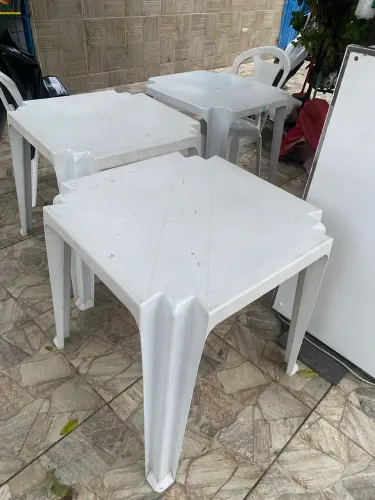 Mesas plástico 50 cada