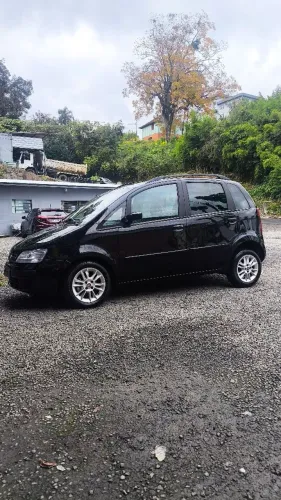Fiat Idea ELX 1.8 MPI Flex 8V 5P 2010