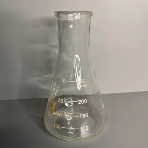 Frasco Erlenmeyer graduado vidro de 250ml