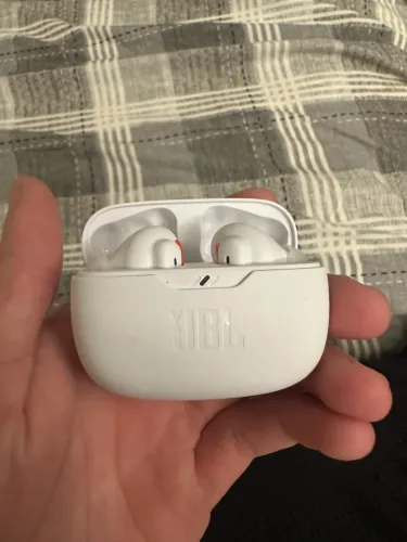 JBL Wave Beam 2