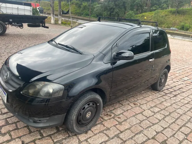 Volkswagen Fox City 1.0mi/ 1.0mi Total Flex 8V 3P 2010