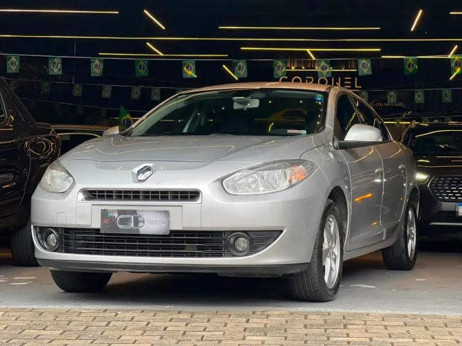 Renault Fluence Sed. Dynamique 2.0 16V Flex Aut. 2014