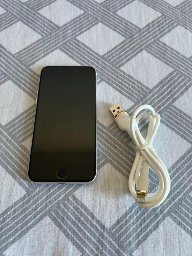 iPhone SE2 128GB A2296