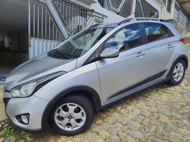 Hyundai HB20X Style 1.6 Flex 16V Mec. 2014