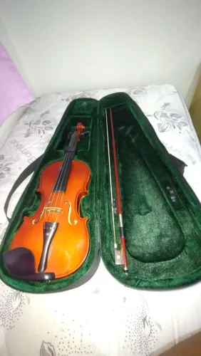 Vende-se Violino
