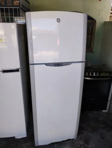 Geladeira GE 450 litros frost free 127 volts ( funcionando perfeitamente)