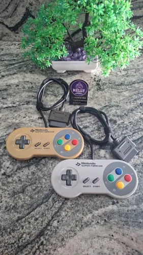 CONTROLE NINTENDO SUPER FAMICOM ORIGINAL BRANQUINHO