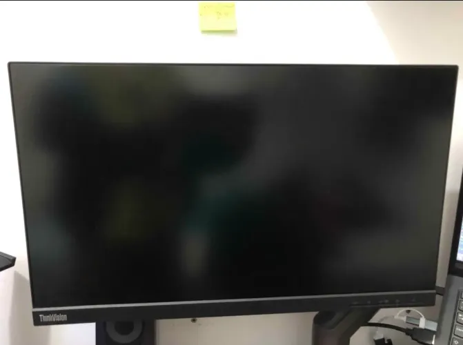 Monitor Lenovo 22 polegadas