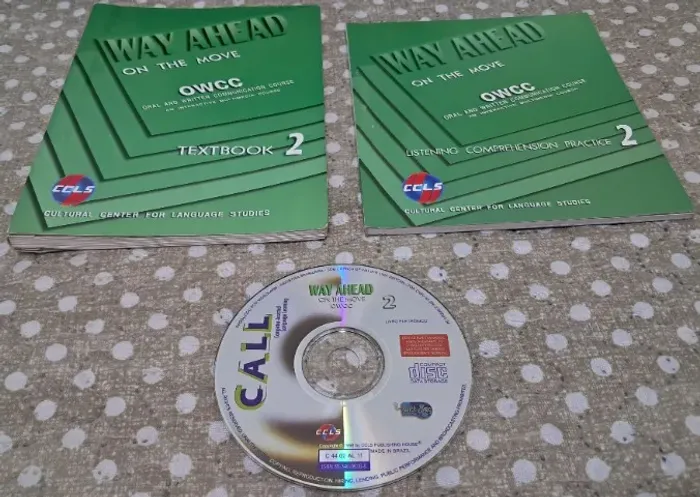 Livros CCAA CCLS Way Ahead - On The Move - Nível 2