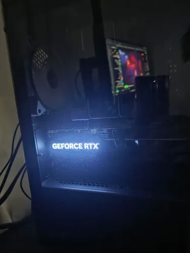 4060 ti galax 1 click OC, mais barata da olx.