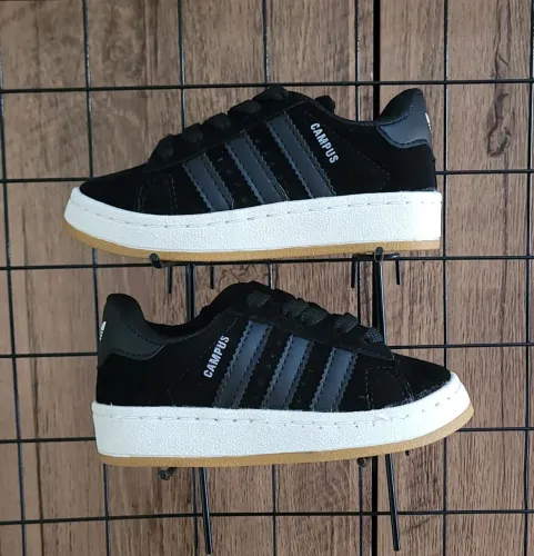 Tênis Adidas infantil