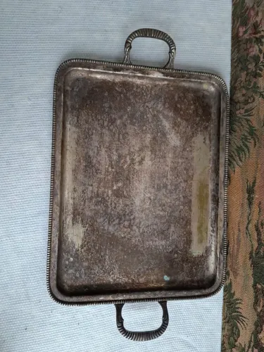 Bandeja de serviço metal com banho de prata