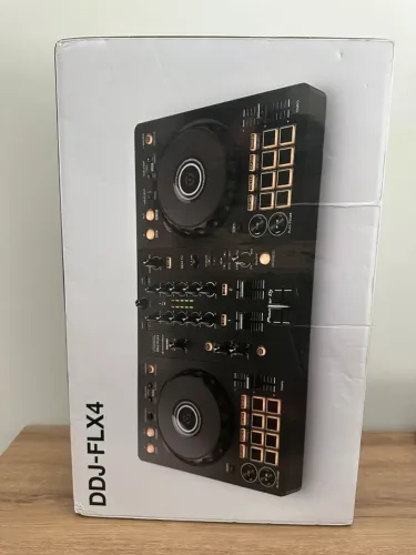 DDJ flx4 Semi-Nova
