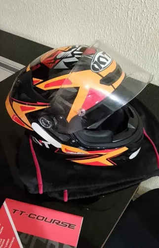 Capacete KYT TT course Antonelli