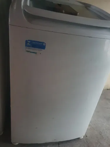 Vende-se Maquina electrolux 11kg 220v
