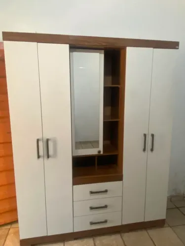Guarda roupas