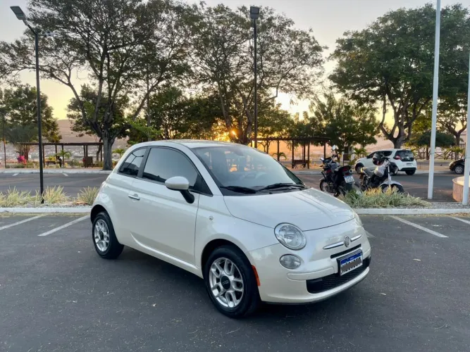 Fiat 500 Cult 1.4 Flex 8V EVO Dualogic 2012