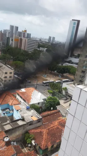 Ilha do Leite, alugo 2/4 varanda andar alto nascente piscina na cobertura, Bia vista