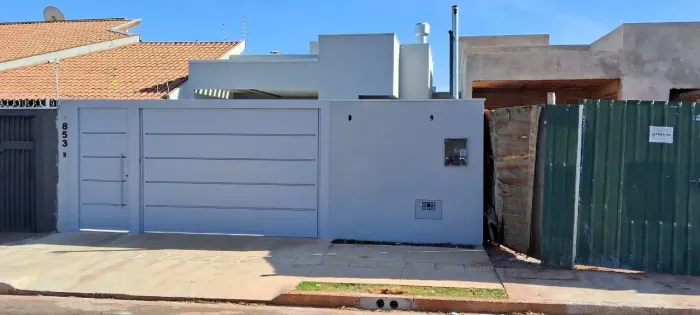 Linda casa RITA VIEIRA DE ANDRADE