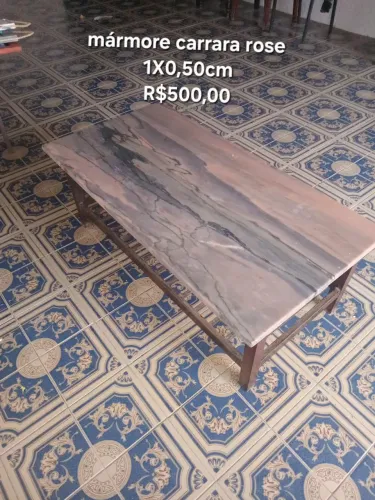 MESA COM TAMPO QUARTZO ITALIANO