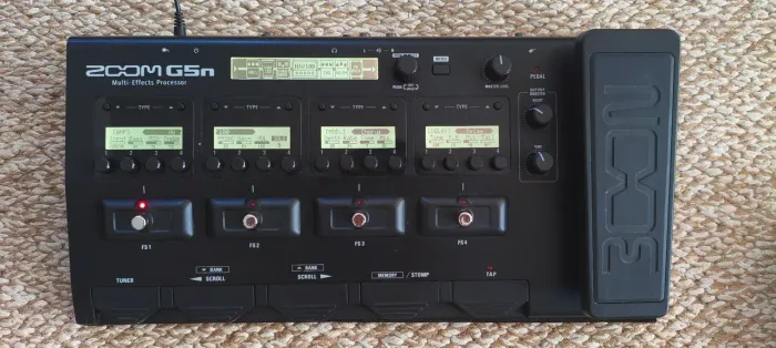 Pedaleira ZOOM G5n