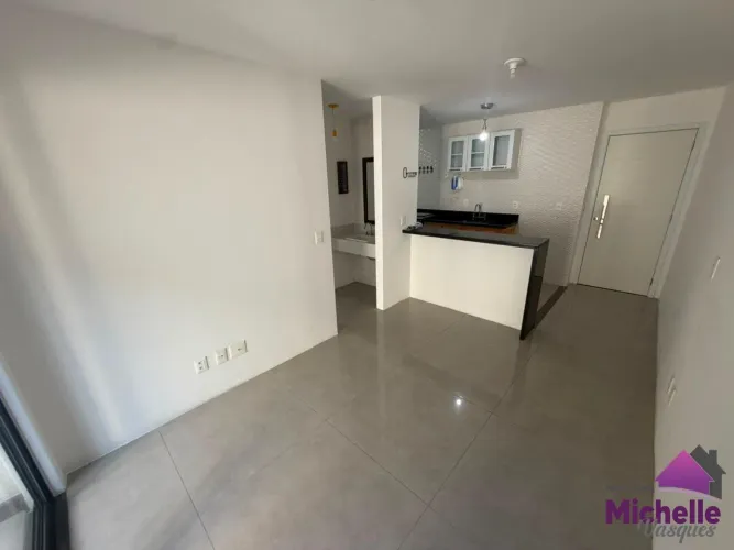 Apartamento para Locação em Teresópolis, VARZEA, 1 dormitório, 1 banheiro, 1 vaga