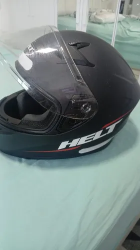 CAPACETE HELT COM VISEIRA. NOVO. NUNCA USADO. TAMANHO 64 XXL
