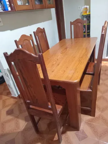 Móveis.