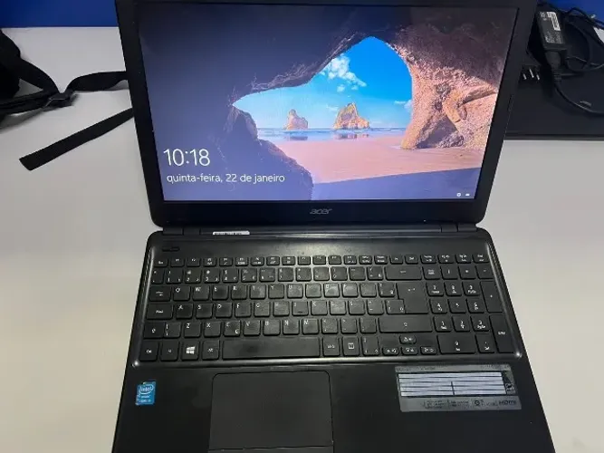notebook acer aspire E1
