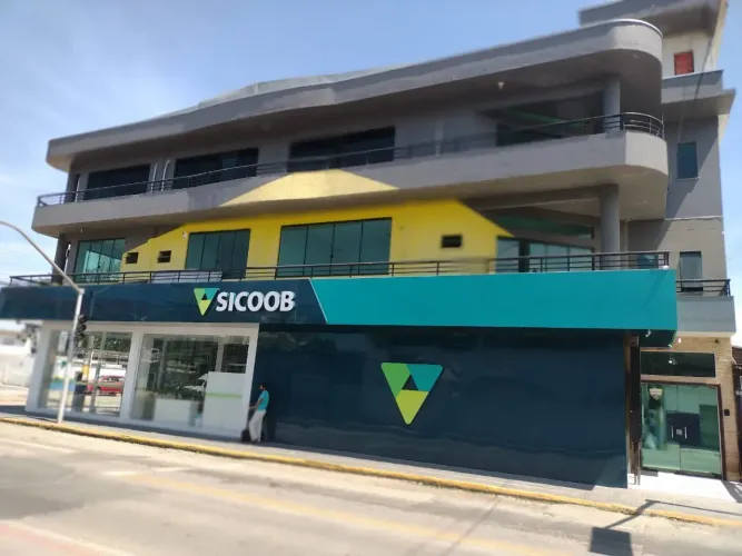 Escritório para aluguel possui 500 metros quadrados em Centro - Navegantes - SC