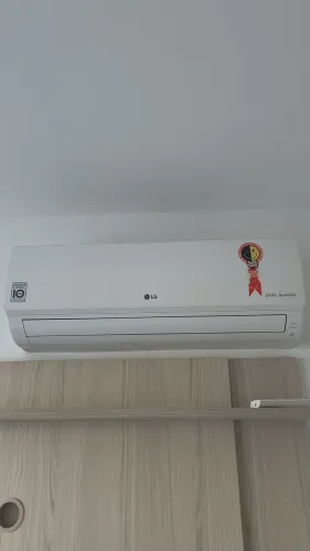 Ar condicionado Split LG Dual Inverter 9mil BTU