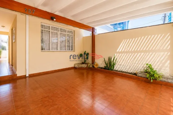 Casa - Cidade Monções - 160m2 - 3 dorms - 1 suite - 2 vagas - Proximo de Metro - Pacote de